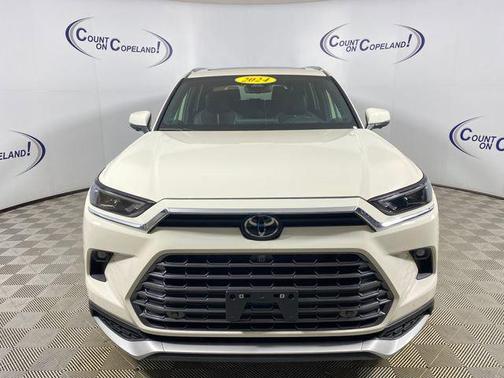 Cream 2024 Toyota Grand Highlander Hybrid Limited MAX