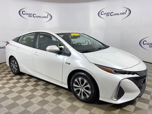 2022 Toyota Prius Prime XLE