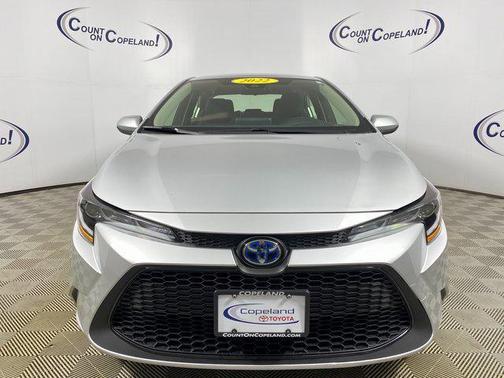 2022 Toyota Corolla Hybrid LE