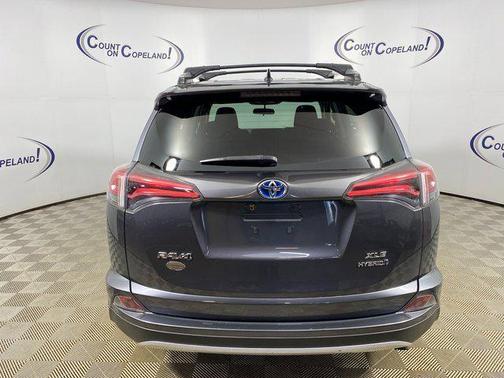 2016 Toyota RAV4 Hybrid XLE