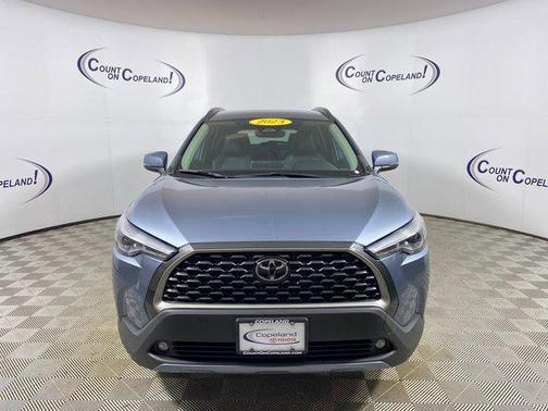 2023 Toyota Corolla Cross XLE