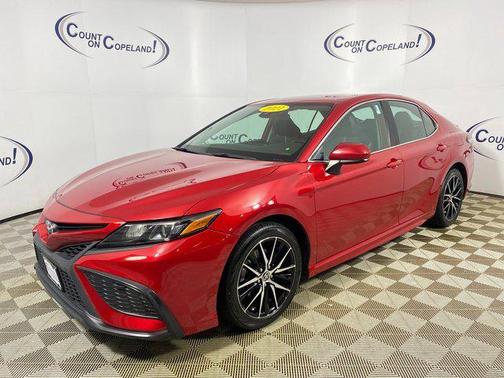 2021 Toyota Camry SE