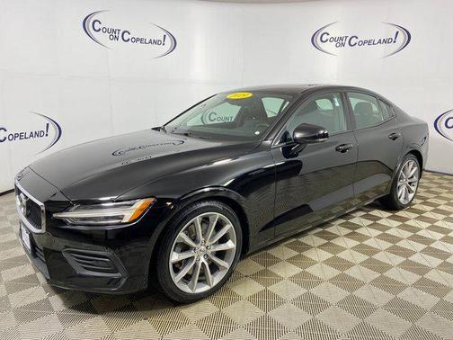 2019 Volvo S60 T6 Momentum
