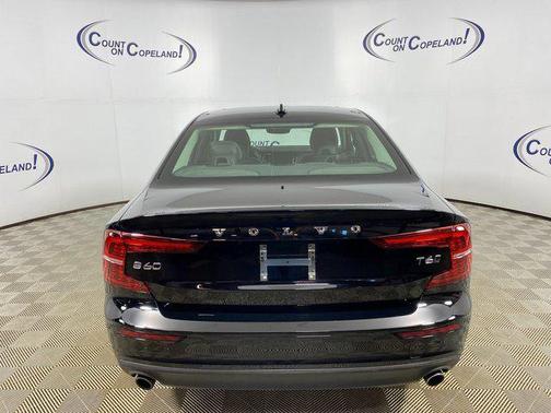 2019 Volvo S60 T6 Momentum