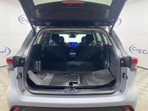 2024 Toyota Highlander Hybrid XLE