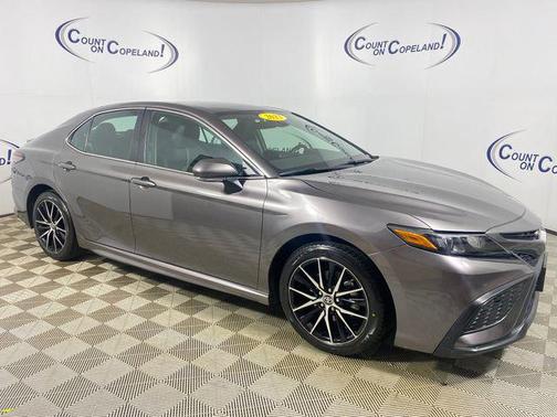 Gray 2024 Toyota Camry SE