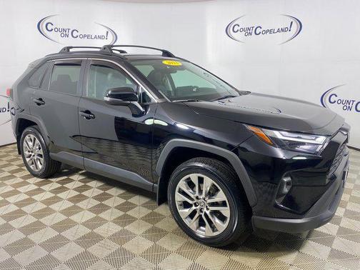 2023 Toyota RAV4 XLE Premium