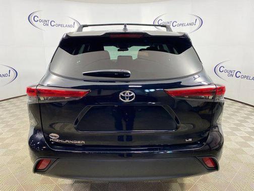 2020 Toyota Highlander LE