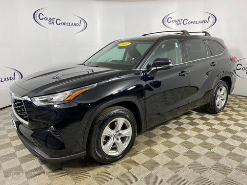 2020 Toyota Highlander LE