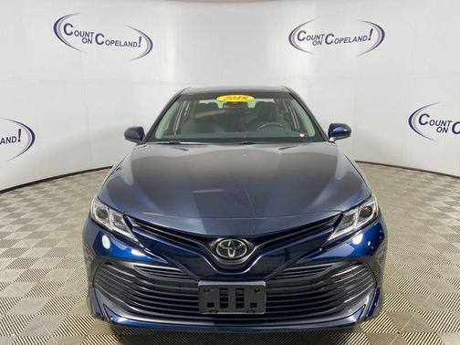 Aqua 2018 Toyota Camry LE