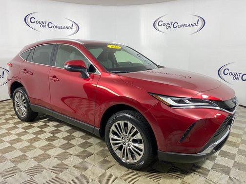 2022 Toyota Venza XLE