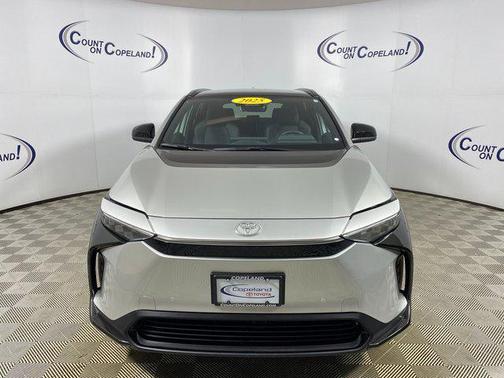 2025 Toyota bZ4X XLE