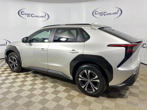 2025 Toyota bZ4X XLE