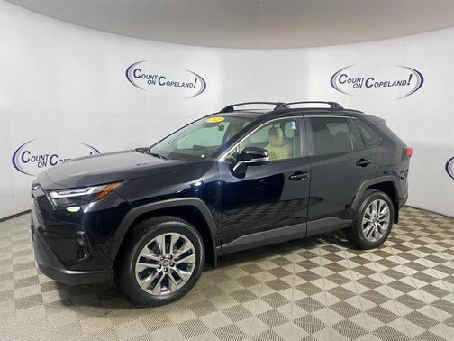 2022 Toyota RAV4 XLE Premium