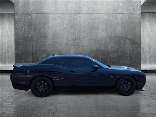 2016 Dodge Challenger SRT Hellcat