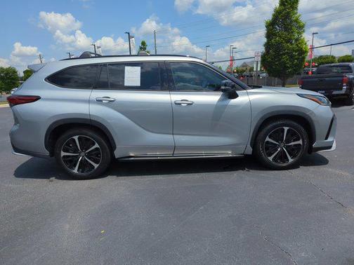2021 Toyota Highlander XSE