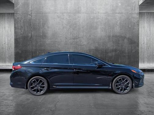 2019 Hyundai SONATA Limited 2.0T