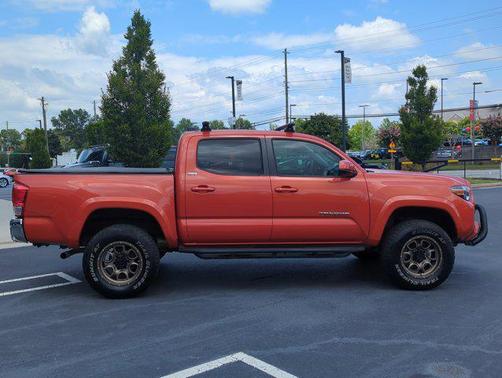 2017 Toyota Tacoma SR5
