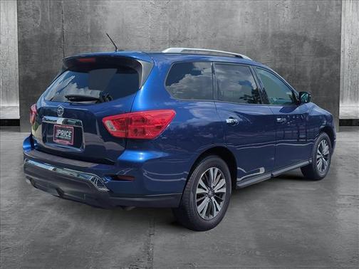 2017 Nissan Pathfinder S