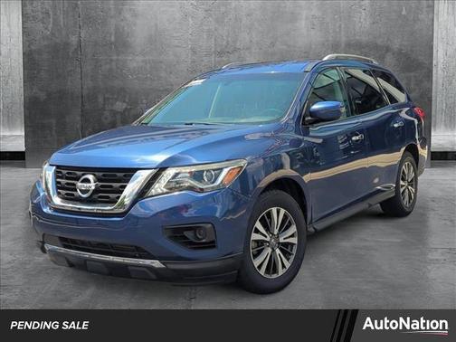2017 Nissan Pathfinder S