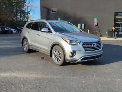 2017 Hyundai SANTA FE SE