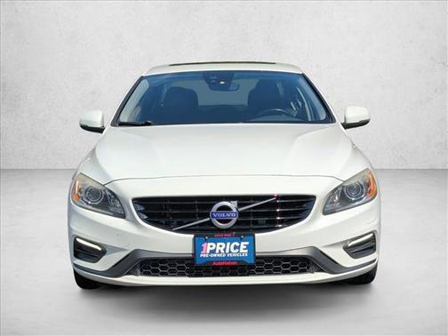 Ice White 2018 Volvo S60 T5 Dynamic