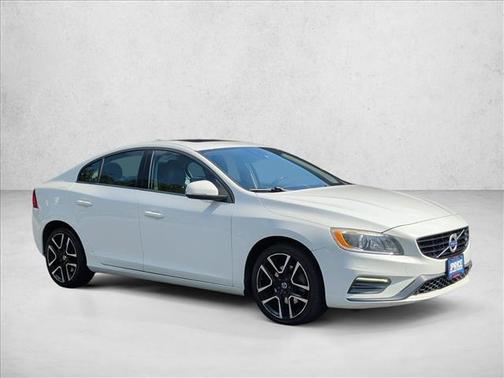 Ice White 2018 Volvo S60 T5 Dynamic