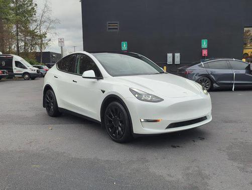 2023 Tesla Model Y Long Range Dual Motor All-Wheel Drive
