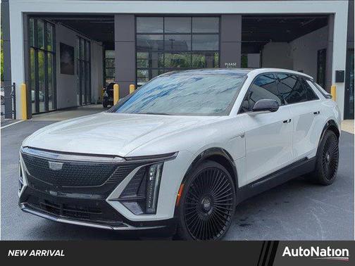 2024 Cadillac LYRIQ Sport