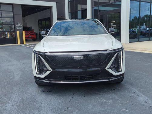 2024 Cadillac LYRIQ Sport