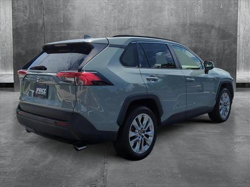 2019 Toyota RAV4 XLE Premium
