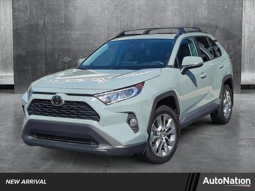 2020 Toyota RAV4 XLE Premium