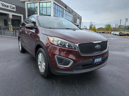 2017 Kia Sorento LX