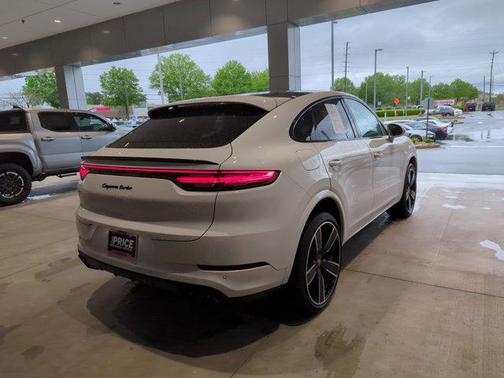 2023 Porsche Cayenne Turbo