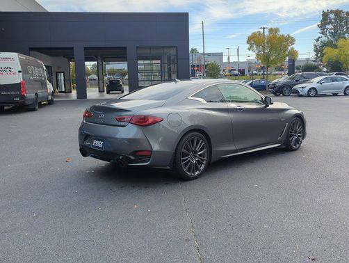 2017 INFINITI Q60 3.0t Red Sport 400