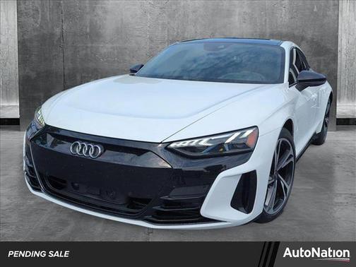 2022 Audi e-tron GT Premium Plus