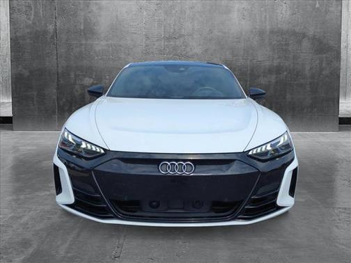 2022 Audi e-tron GT Premium Plus