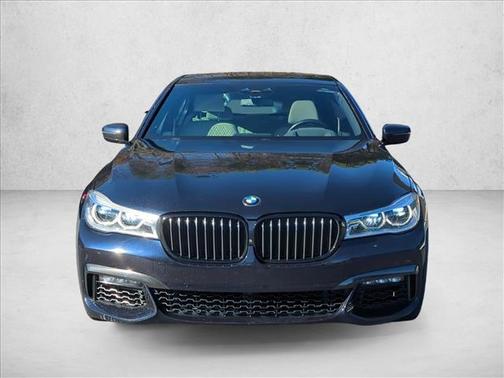 2019 BMW 750 I
