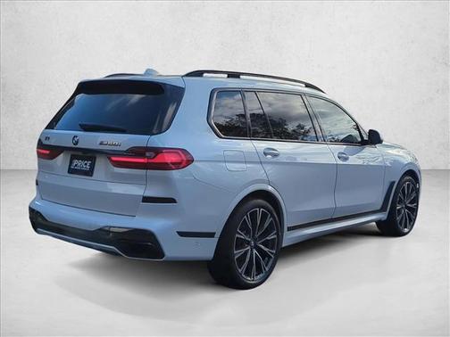 2021 BMW X7 M50i