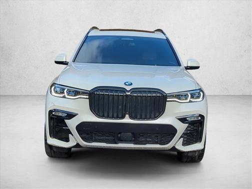 2021 BMW X7 M50i