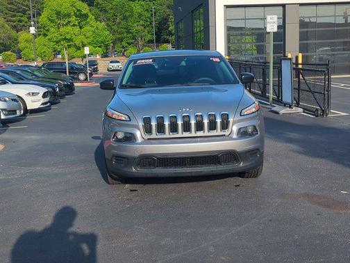 2015 Jeep Cherokee Sport