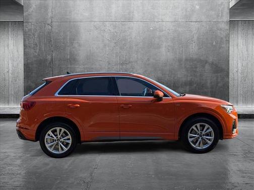2023 Audi Q3 Premium 45 TFSI S line quattro Tiptronic