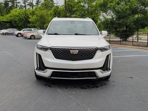 Crystal White Tricoat 2020 Cadillac XT6 Premium Luxury AWD