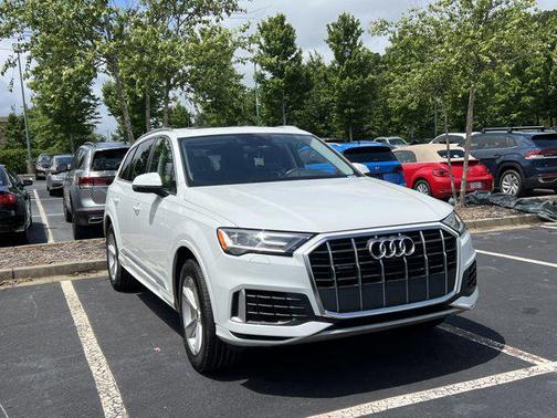 2022 Audi Q7 55 Premium