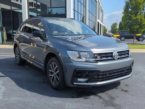 2020 Volkswagen Tiguan 2.0T SE R-Line Black