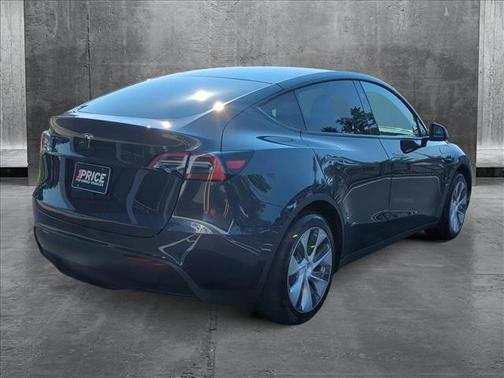 2024 Tesla Model Y RWD *Ltd Avail*