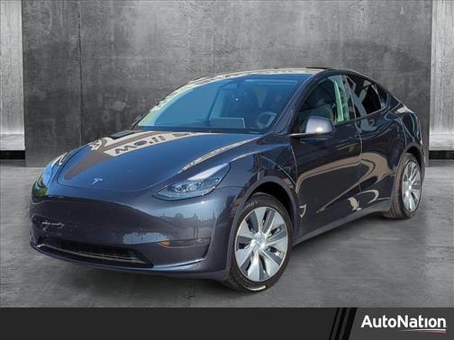 2024 Tesla Model Y RWD *Ltd Avail*