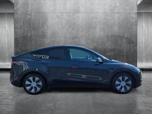 2024 Tesla Model Y RWD *Ltd Avail*