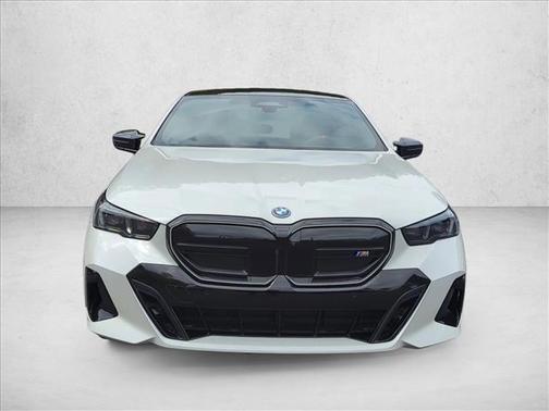 2025 BMW i5 M60