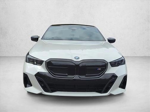 2025 BMW i5 M60